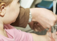 宝宝受到外伤时常用的家庭治疗措施