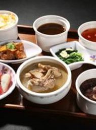 新妈妈产后的饮食安排要精心