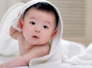 宝宝晚上哭闹原因